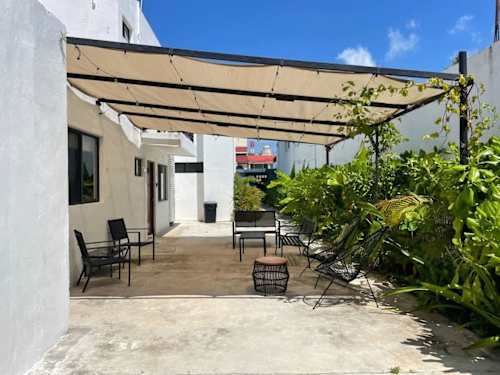 Shared garden patio with pergola (common area)