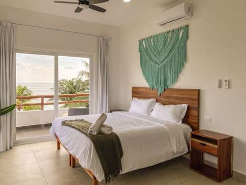 King studio with private ocean-view balcony