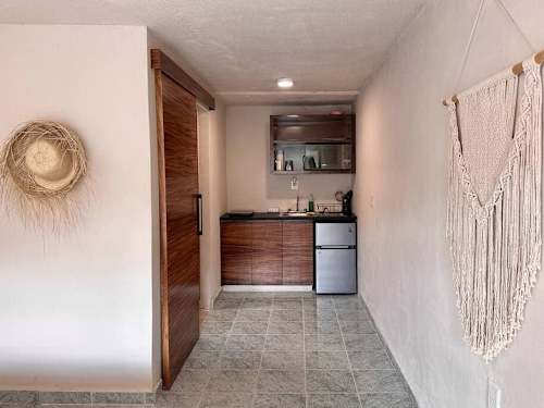 Private full bathroom