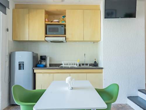 Equipped kitchenette