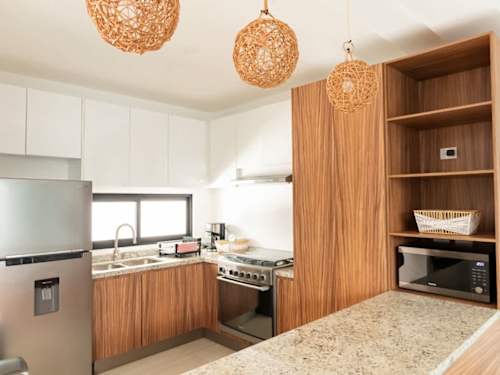 Fully equipped kitchen