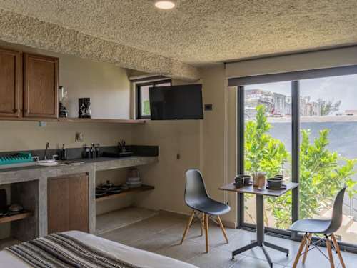 Equipped kitchen