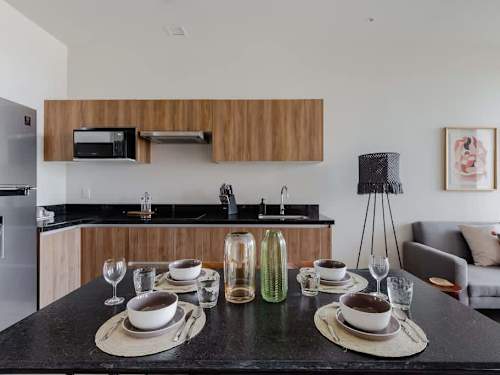 Kitchen with island