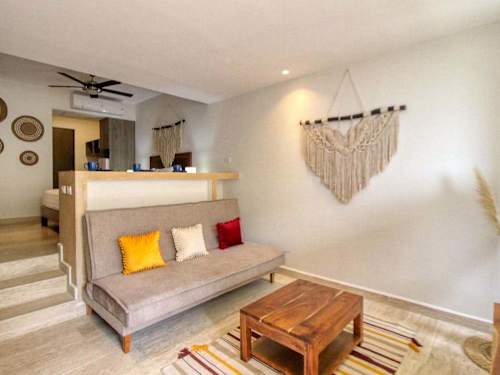 Studio with king bed and seating area