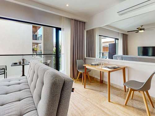 Living and dining area