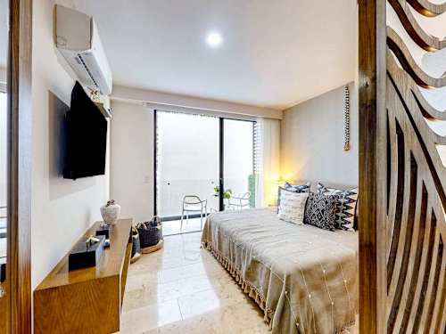 Fully equipped kitchenette