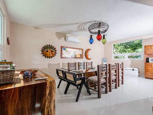 Dining area and fully equipped kitchen