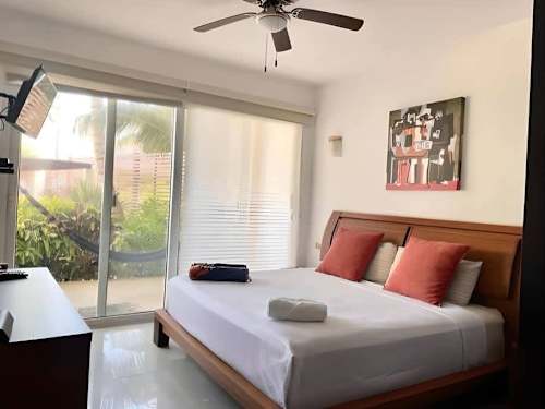 Bedroom - king bed