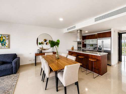 Living and dining area