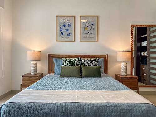 Studio sleeping area with double bed