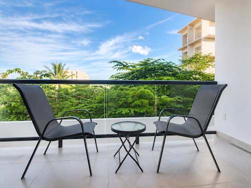 Shared rooftop terrace seating