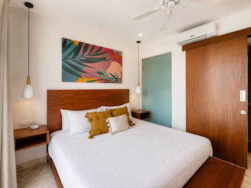 Dog-friendly luxe apartment in a great location wi