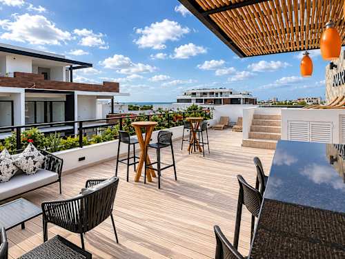 Dog-friendly luxe apartment in a great location wi