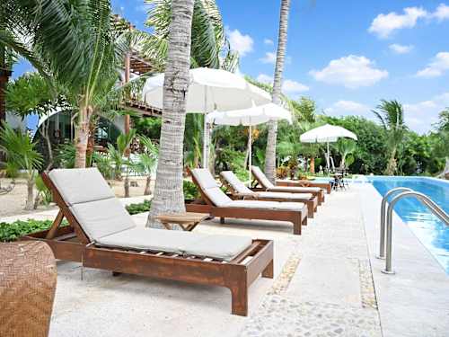 Sea-View Penthouse - Isla Mujeres, Shared Pool