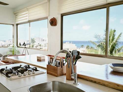 Sea-View Penthouse - Isla Mujeres, Shared Pool