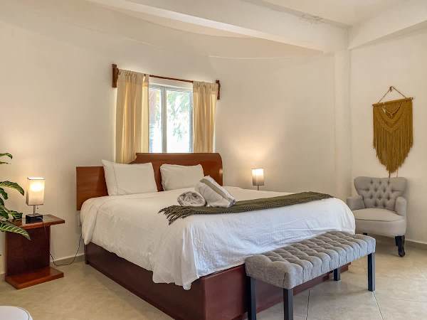 KO-KO Beachfront King Studio | Private Terrace