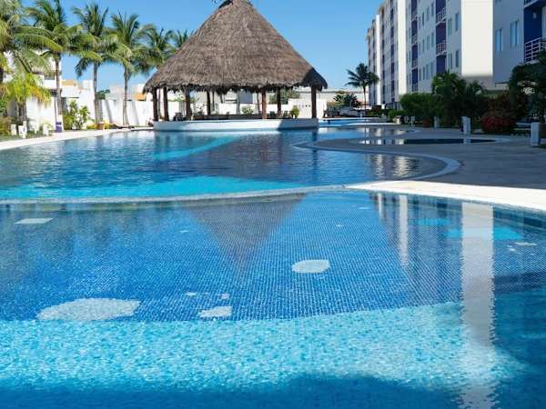 Cancun Family Apt | 2BR, Pool, Gym & Parking