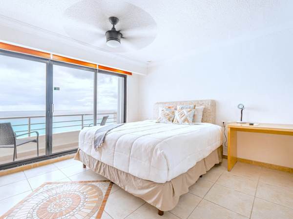 Cancun Beachfront Townhouse | 3 Pools & Views