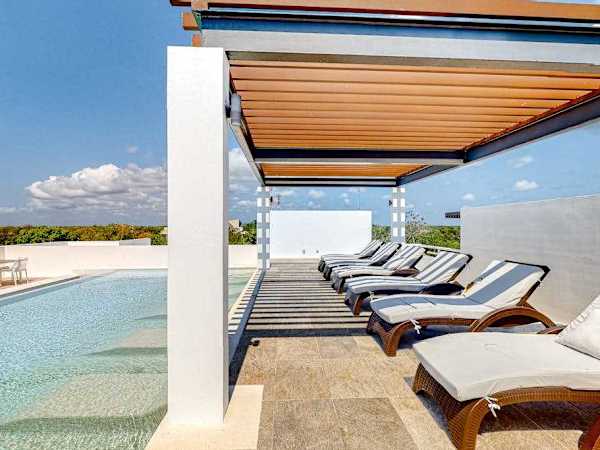 1BR condo near Akumal beach, rooftop pool