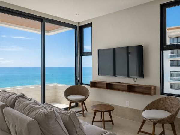 Ocean-View 2BR Penthouse - Puerto Morelos Beach
