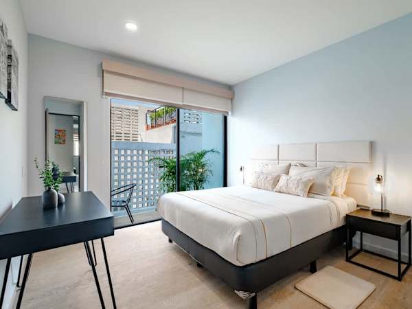 2BR Condo in Roma Norte · Balcony + Yoga Studio