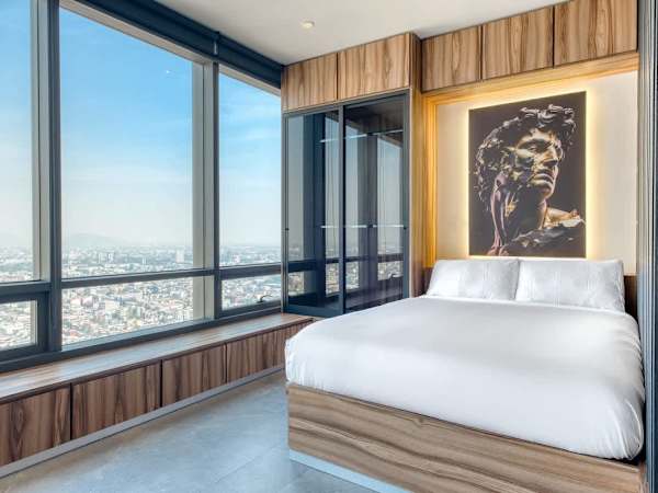 Art Deco Reforma Studio · Pool, Gym & Spa