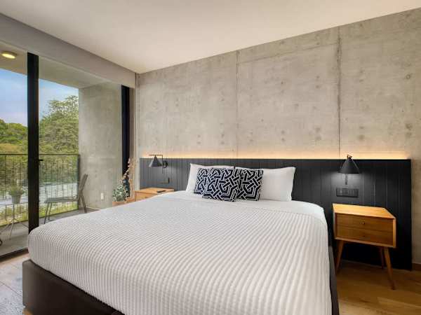 Roma Norte 1BR · Balcony by Parque México