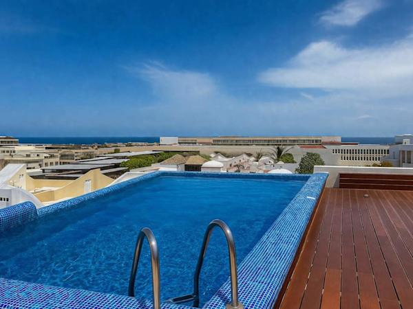 Playa del Carmen Condo - Rooftop Pool & 5th Ave