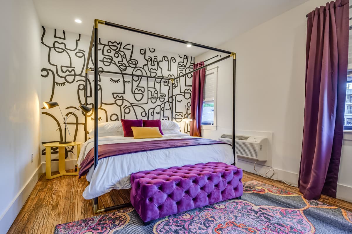 Private Suite in Historic Austin B&B - Sleeps 4! — Austin, TX — vacation rental