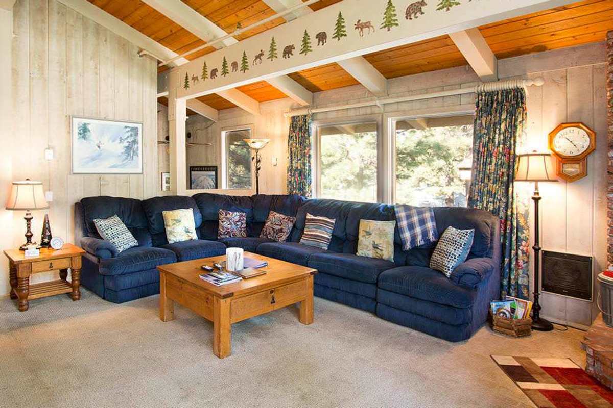 Villa De Los Pinos #33 Year-Round Activities! — Mammoth Lakes, CA — vacation rental
