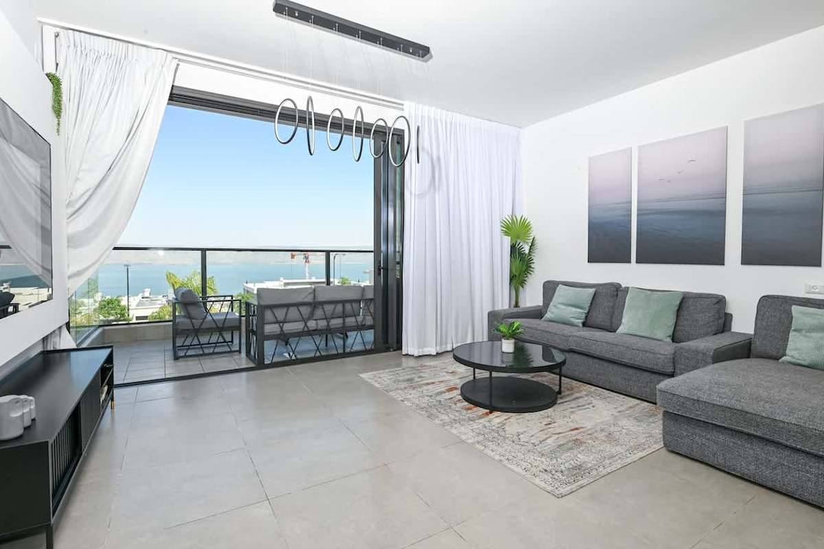 Michelangelo  Kinneret Family Apartment