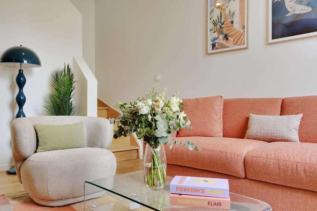 A 1-BR Duplex in the Champs-Elysées