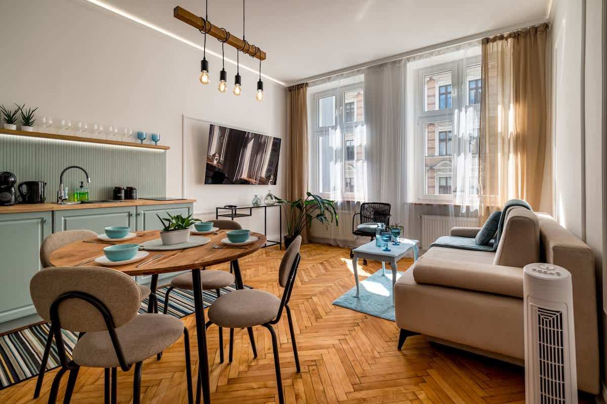 RentPlanet — Świętokrzyska II Apartment