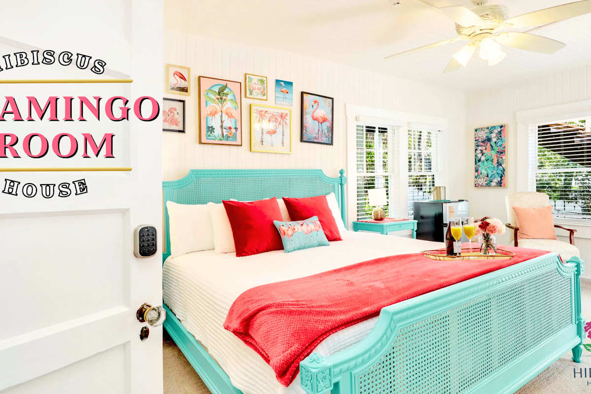 Hibiscus House Bed & Breakfast Inn Flamingo Suite