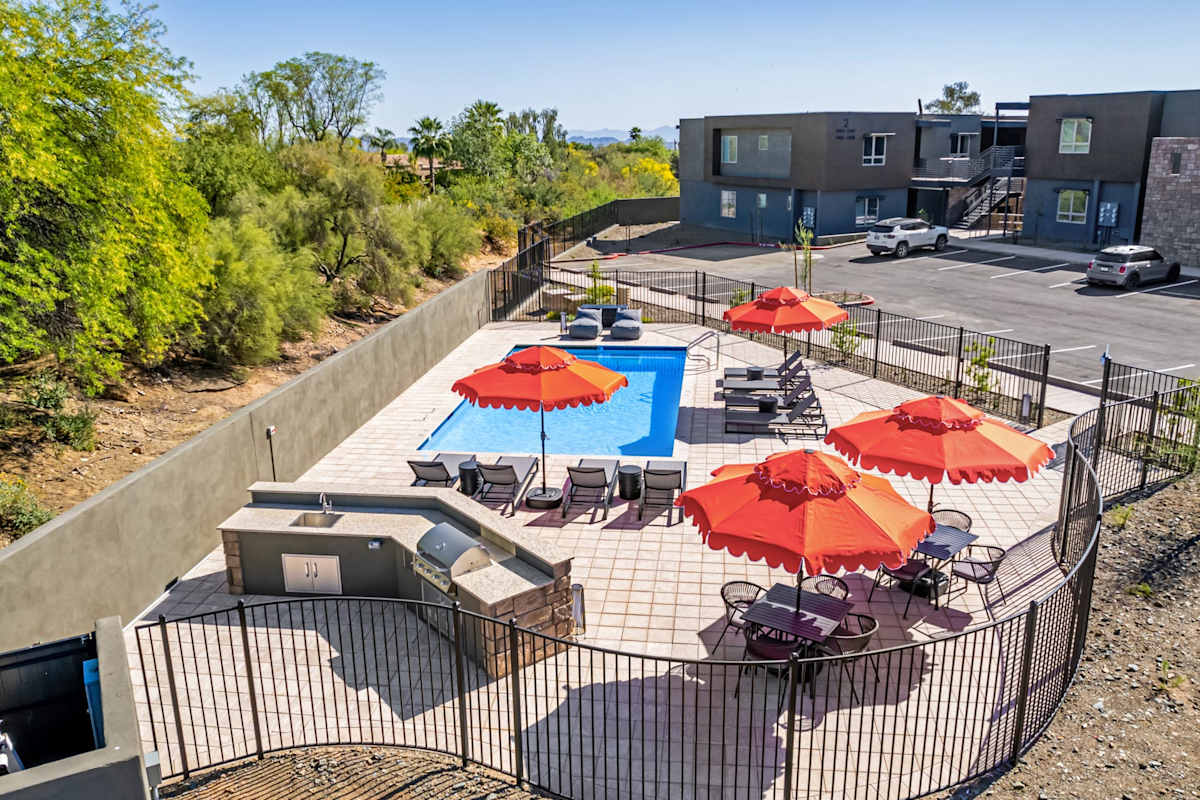 Macallister 2008|Heated Pool|Close 2 Golf|BBQ|View