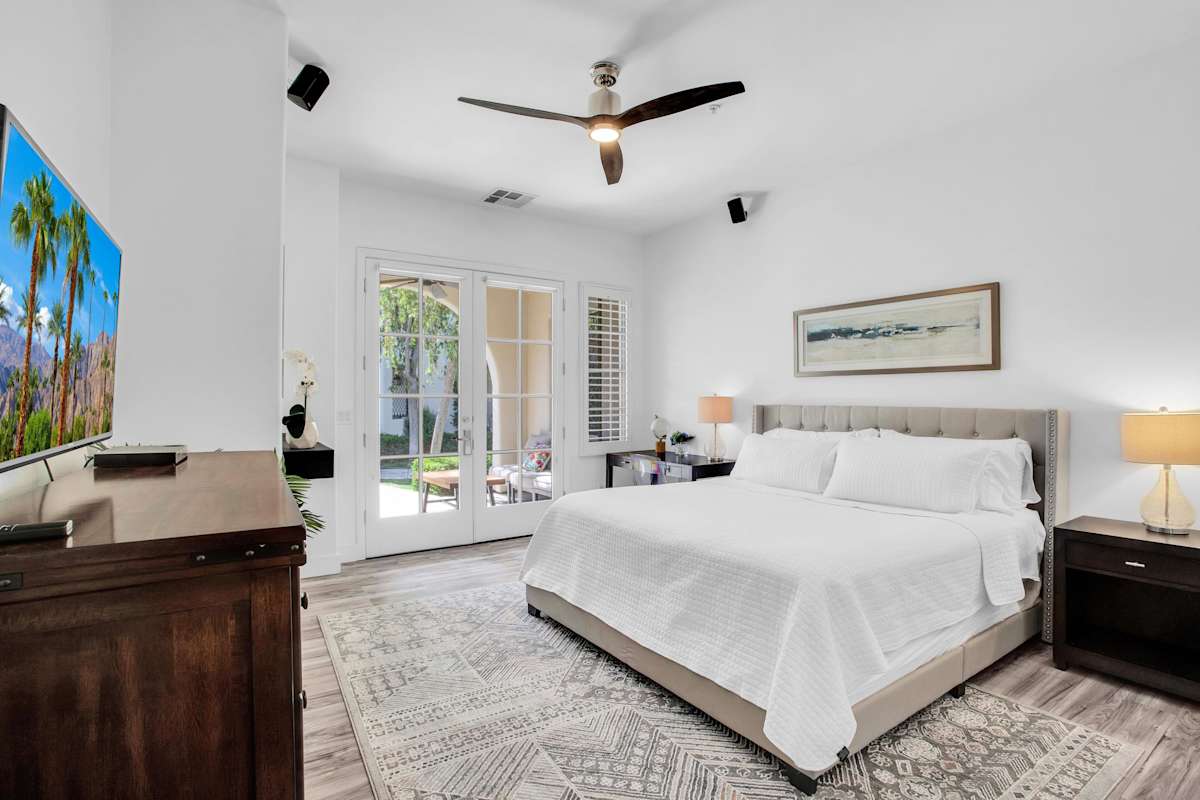 Modern Oasis B | Studio Legacy Villa