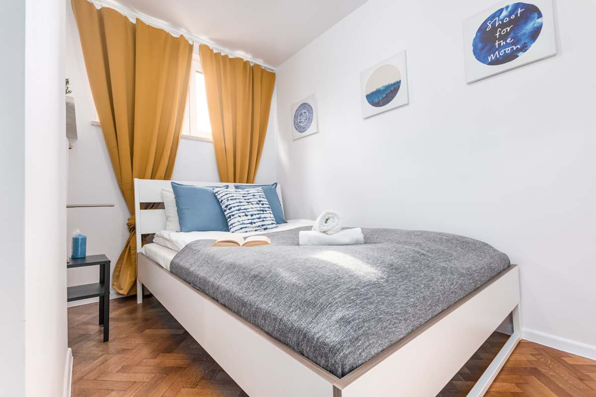 Solec 79 | Bright Warsaw Apartment | Two Bedrooms