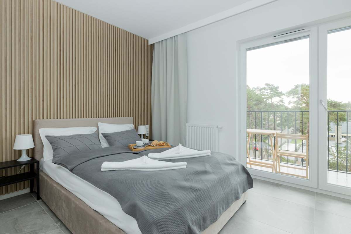 Na Wydmach B32 Międzywodzie | Bright Apartment Close to the Beach | Parking & Balcony