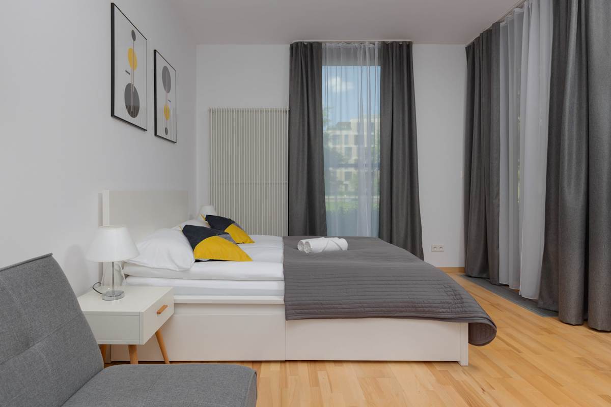 Kolejowa 45 Warszawa | Modern Studio with Parking