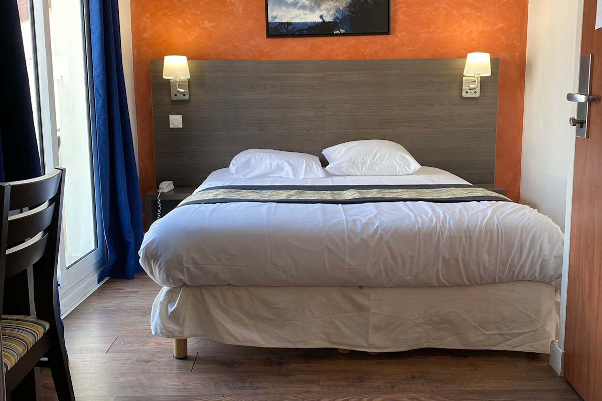 Hotel Std Single room with balcony