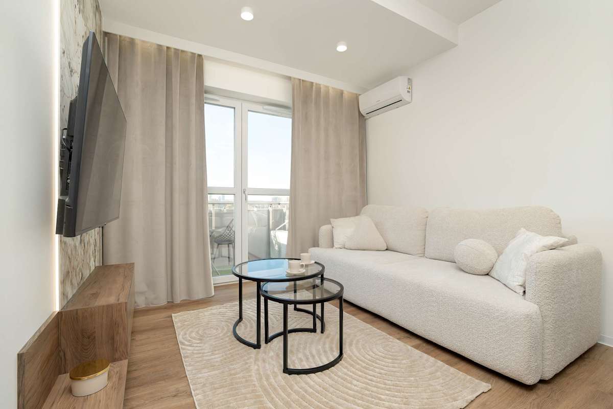Al. Kopisto 11 | Bright Apartment | Air-conditioning — Rzeszów, Województwo podkarpackie — vacation rental