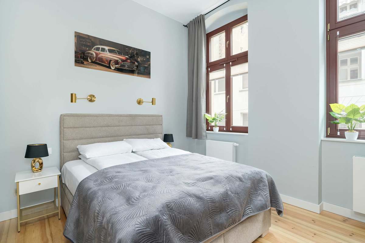 Klimatyczne Studio z Biurkiem w Poznaniu by Noclegi Renters — Poznań, Województwo wielkopolskie — vacation rental