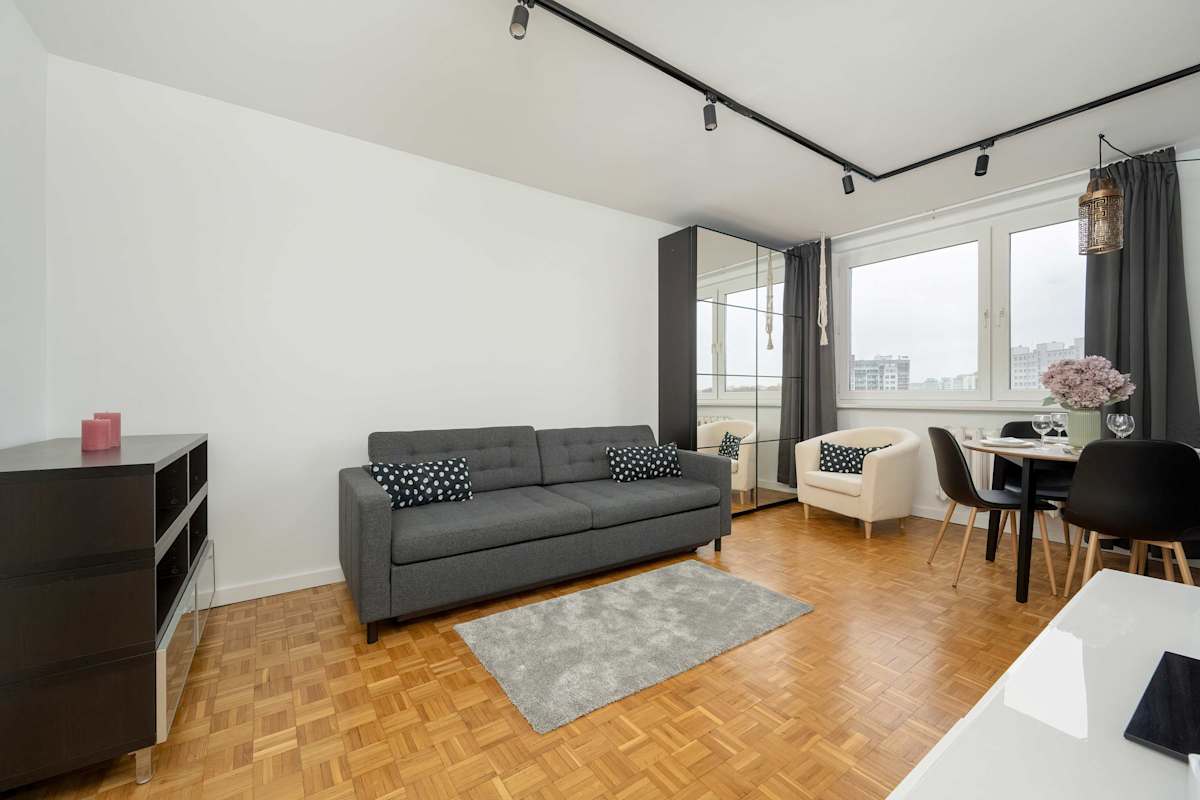 Gwarecka Cosy Apartment Near Park and Pond by Noclegi Renters — Wrocław, Województwo dolnośląskie — vacation rental