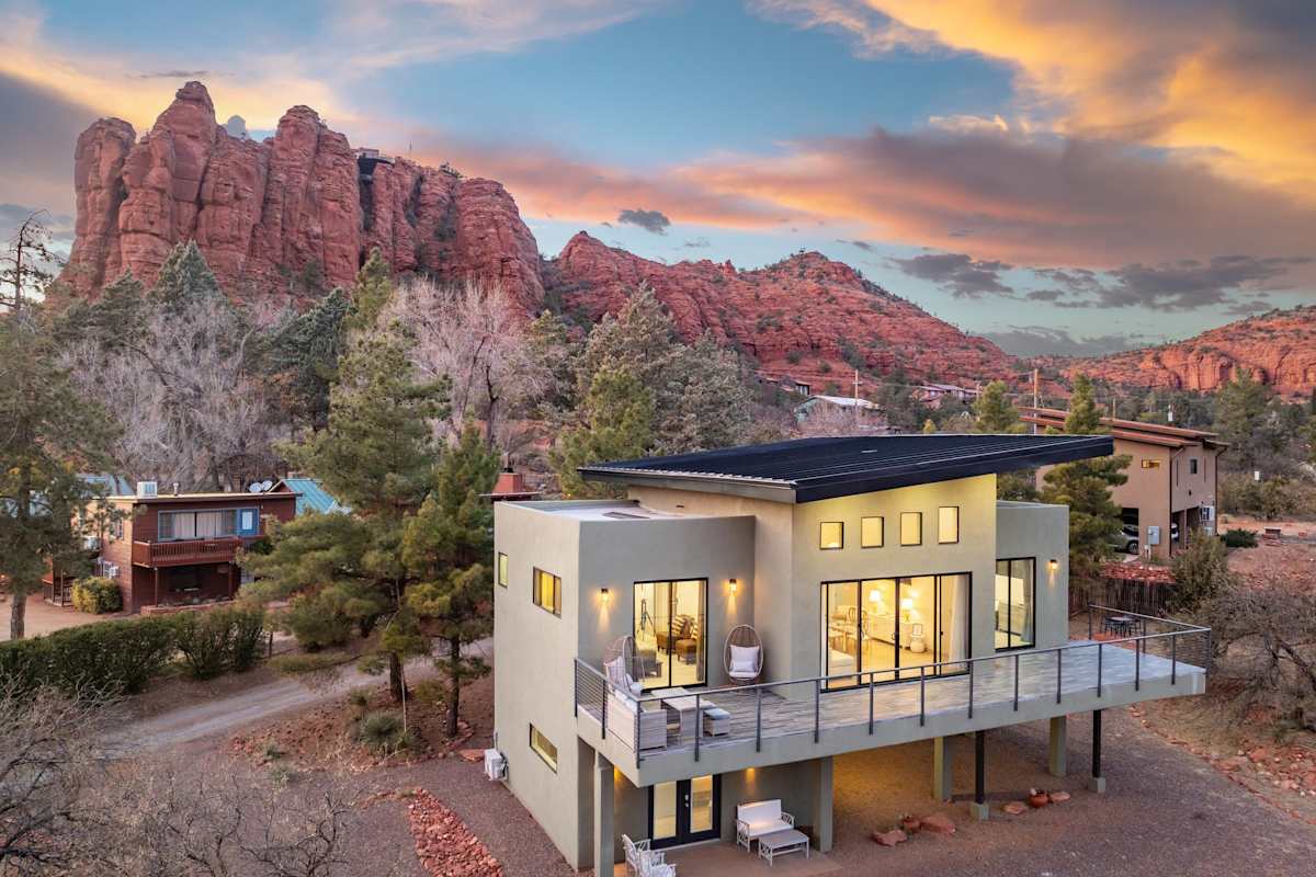 NEW|Moondance Redrock View Terrace|Mtn. Views