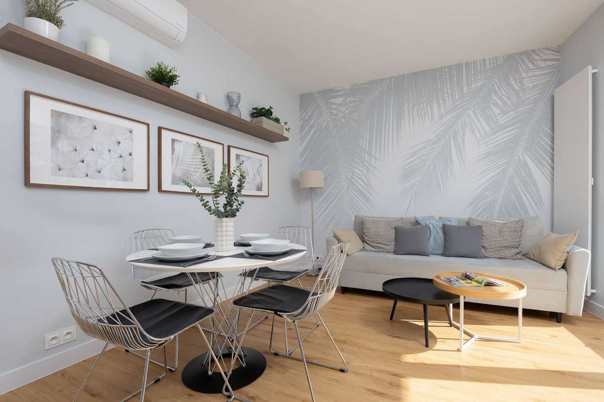 Modern Apartment with Air Conditioning and Parking Near the PGE Stadium in Warsaw by Noclegi Renters — Warszawa, Województwo mazowieckie — vacation rental