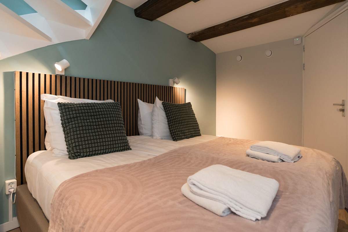 1001 Nights Boutique Lofts 5