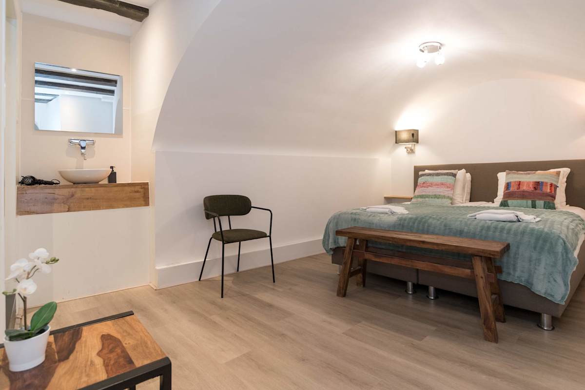 1001 Nights Boutique Lofts 7