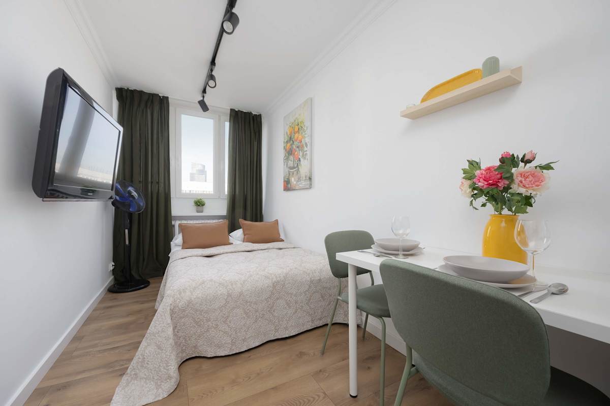 Grzybowska 30 | Compact Studio | Centre — Warszawa, Województwo mazowieckie — vacation rental