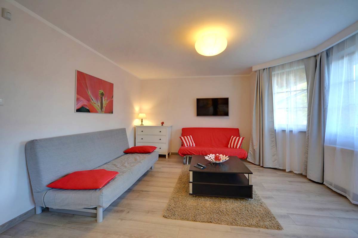 Karpacz Przemysłowa 18A | Red and Grey Apartment | Parking | Balcony — Karpacz, Województwo dolnośląskie — vacation rental