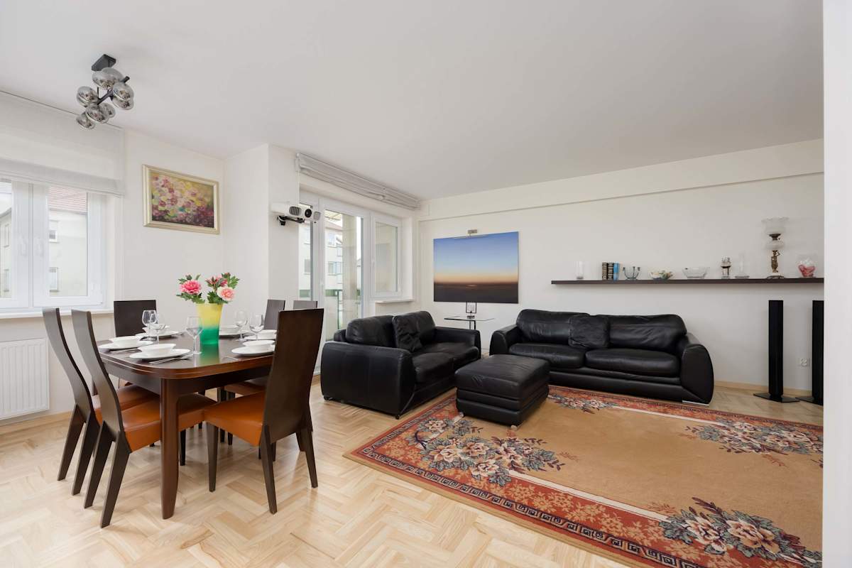 Kurhan 20 | Warsaw | Family Apartment | Parking — Warszawa, Województwo mazowieckie — vacation rental